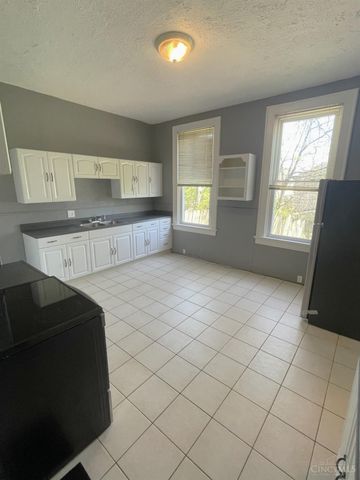 1236 First Avenue, Cincinnati, OH 45205