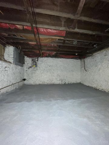 1236 First Avenue, Cincinnati, OH 45205