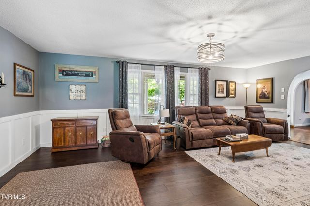 146 Collingwood Drive, Bristol, TN 37620