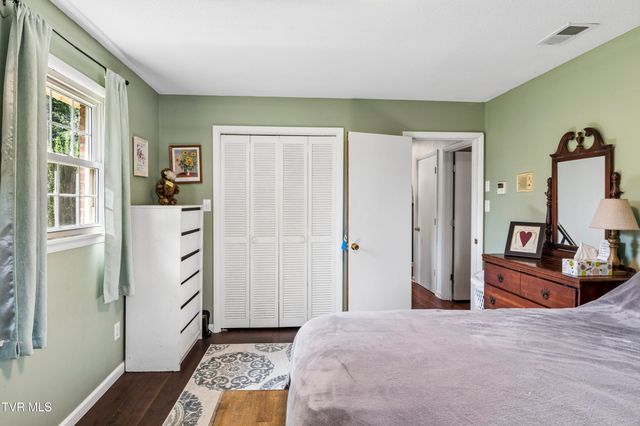 146 Collingwood Drive, Bristol, TN 37620