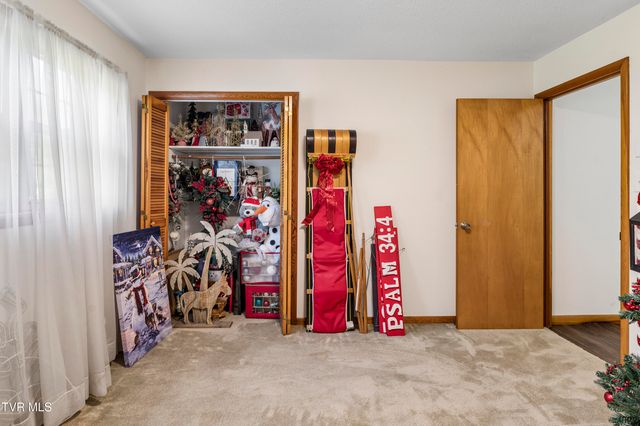 146 Collingwood Drive, Bristol, TN 37620