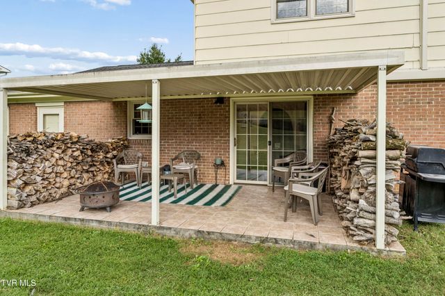 146 Collingwood Drive, Bristol, TN 37620