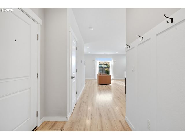 501 N RUSSET Pl, Ridgefield, WA 98642