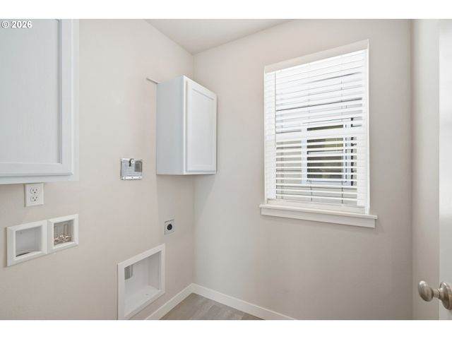 501 N RUSSET Pl, Ridgefield, WA 98642