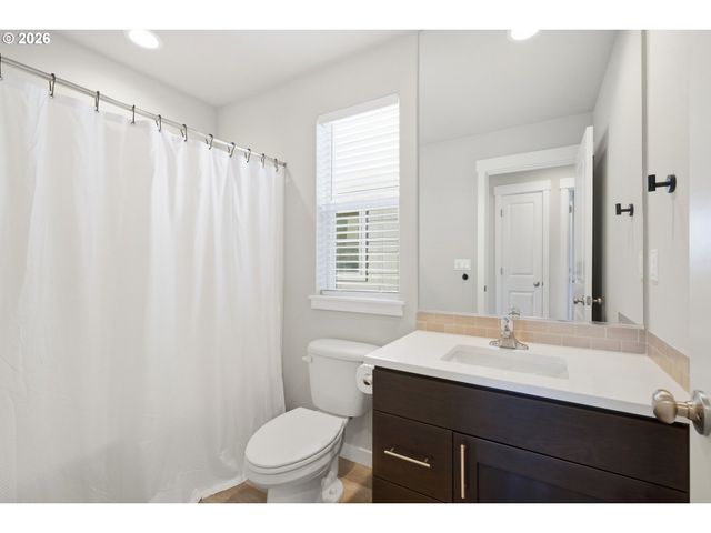 501 N RUSSET Pl, Ridgefield, WA 98642