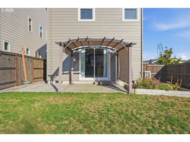 501 N RUSSET Pl, Ridgefield, WA 98642