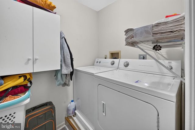 207 PINE BRIDGE LN, Lancaster, PA 17603
