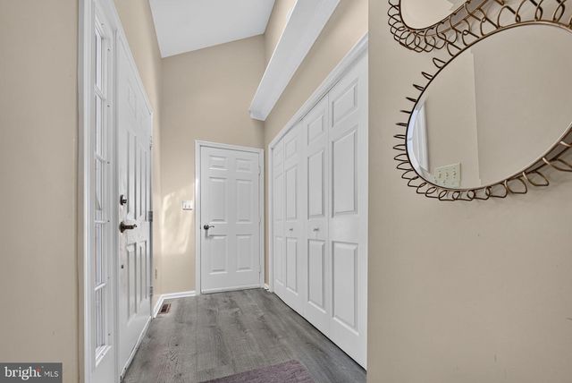 207 PINE BRIDGE LN, Lancaster, PA 17603