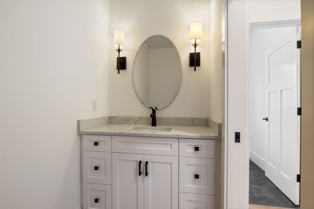 16 Briar Road, Hampton, NH 03842