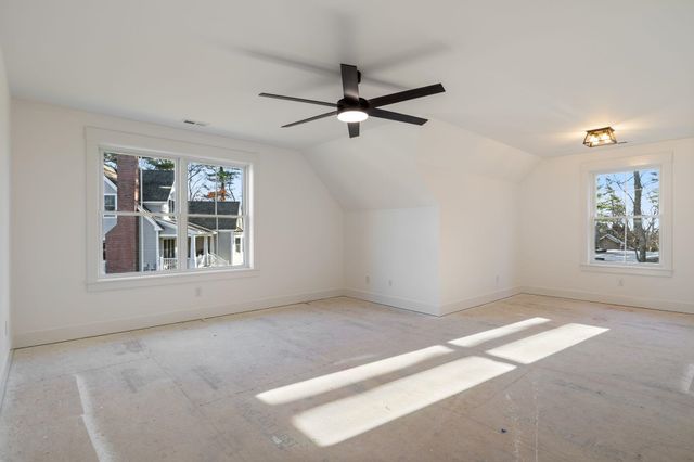 16 Briar Road, Hampton, NH 03842