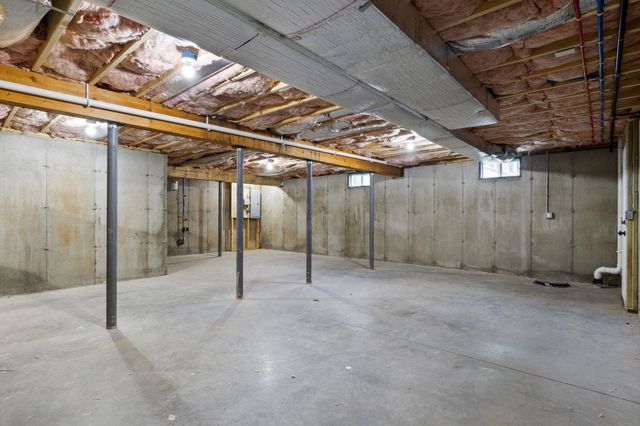 16 Briar Road, Hampton, NH 03842