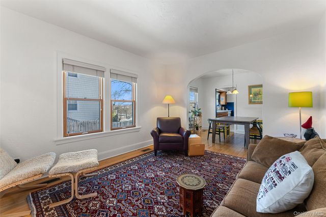 61 High Street, Tarrytown, NY 10591