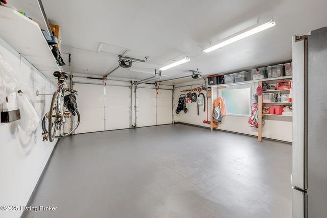 6801 Bedford Ln, Louisville, KY 40222