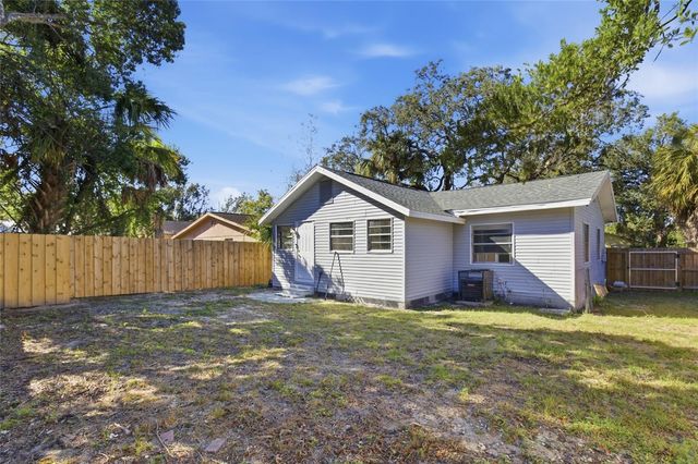 8509 N 11TH STREET, Tampa, FL 33604