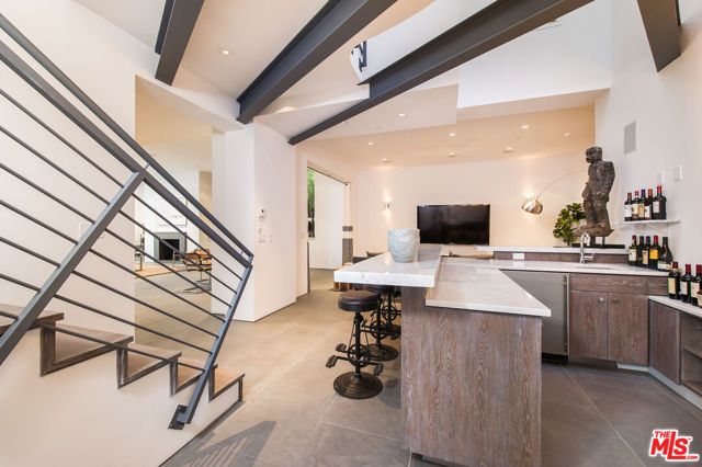 1352 Miller Drive, Los Angeles, CA 90069