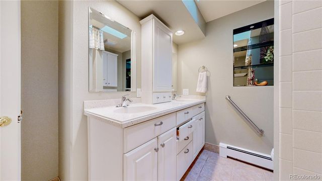 80 Hoyt Street, Lakewood, CO 80226