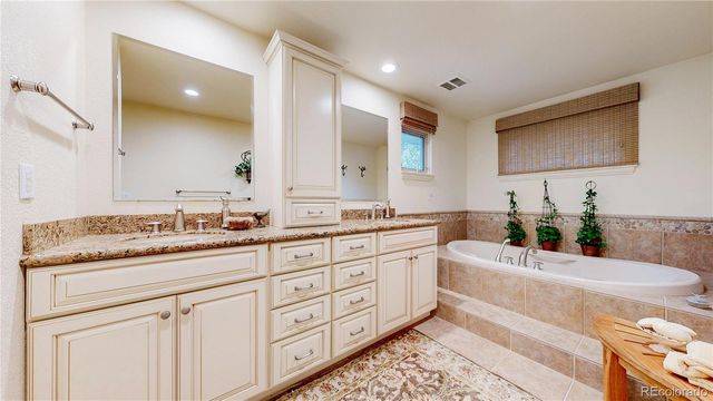 80 Hoyt Street, Lakewood, CO 80226