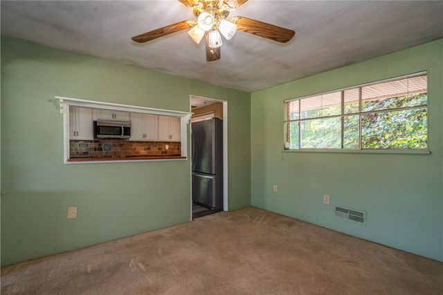 712 Peach Orchard Drive, Dayton, OH 45449