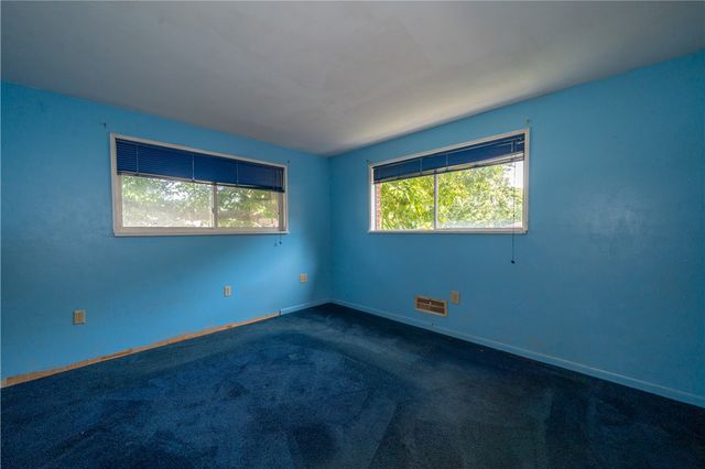 712 Peach Orchard Drive, Dayton, OH 45449