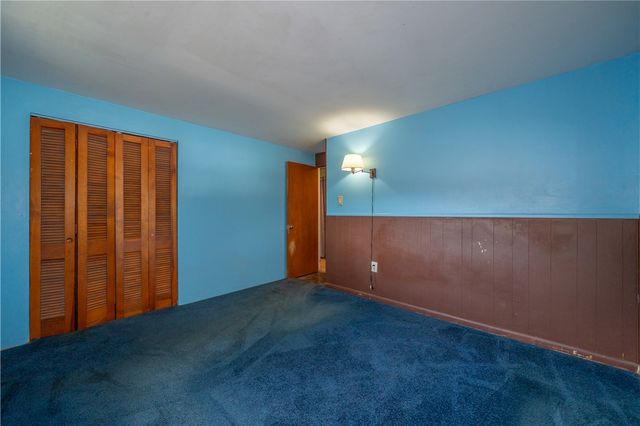 712 Peach Orchard Drive, Dayton, OH 45449