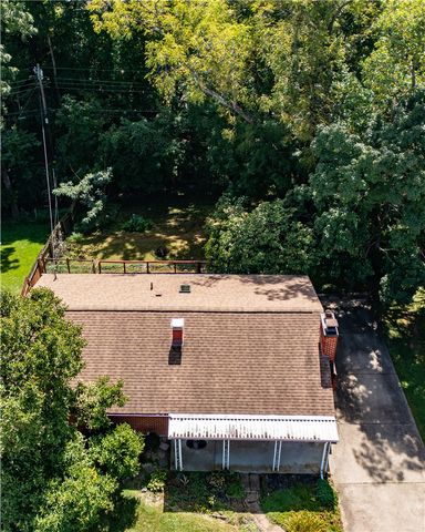 712 Peach Orchard Drive, Dayton, OH 45449