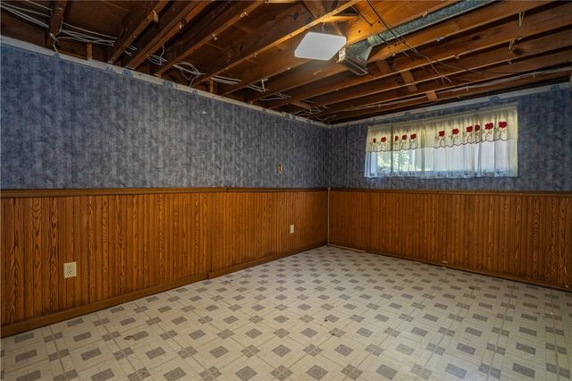 712 Peach Orchard Drive, Dayton, OH 45449