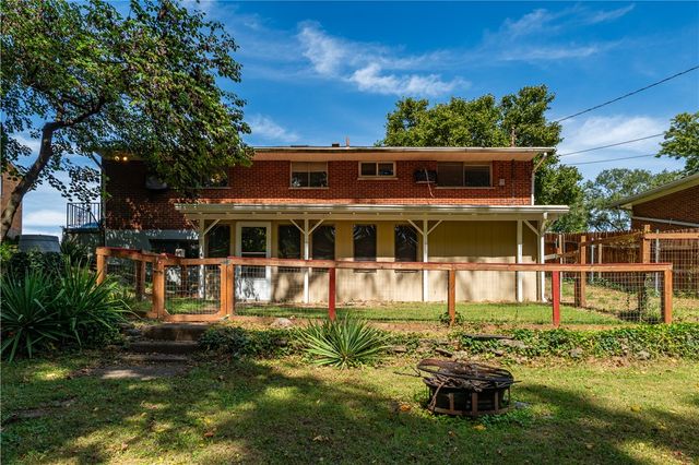 712 Peach Orchard Drive, Dayton, OH 45449