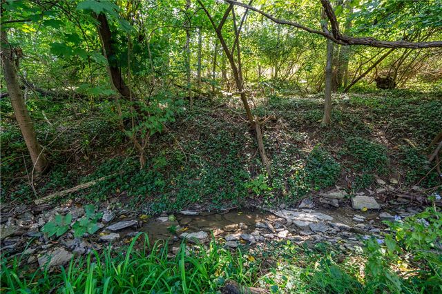 712 Peach Orchard Drive, Dayton, OH 45449