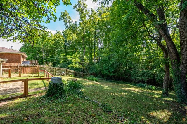 712 Peach Orchard Drive, Dayton, OH 45449