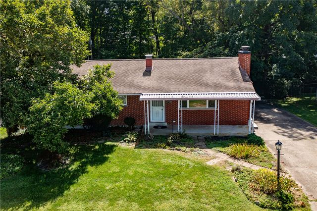 712 Peach Orchard Drive, Dayton, OH 45449