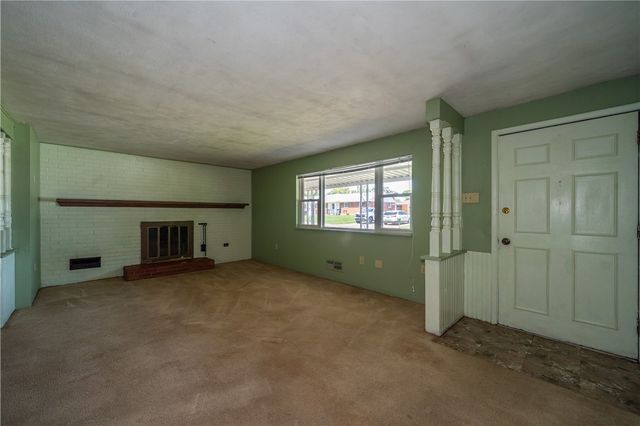 712 Peach Orchard Drive, Dayton, OH 45449