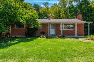 712 Peach Orchard Drive, Dayton, OH 45449