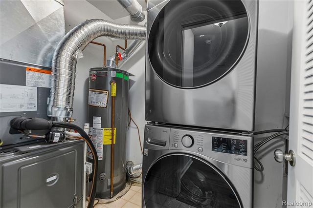 1548 Maryland Club Drive, Royal Oak, MI 48067