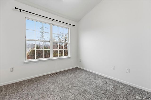 1548 Maryland Club Drive, Royal Oak, MI 48067