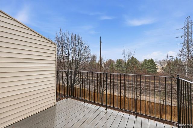 1548 Maryland Club Drive, Royal Oak, MI 48067