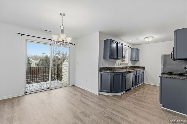 1548 Maryland Club Drive, Royal Oak, MI 48067