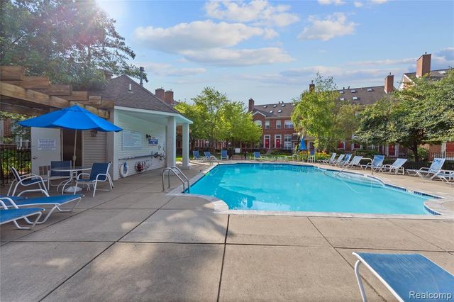 1548 Maryland Club Drive, Royal Oak, MI 48067