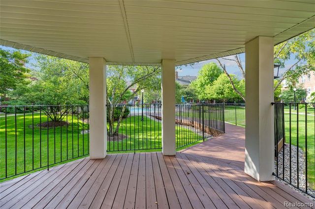 1548 Maryland Club Drive, Royal Oak, MI 48067