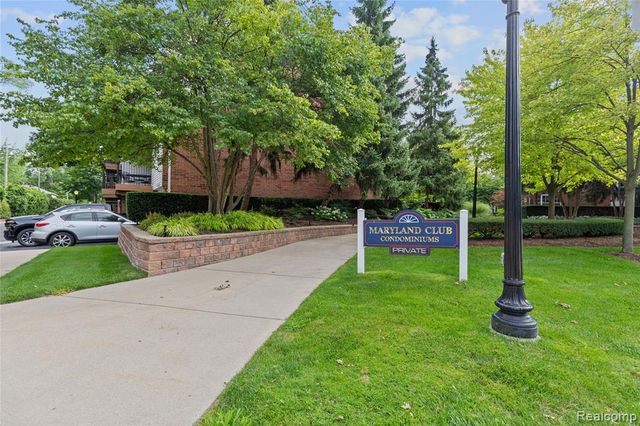 1548 Maryland Club Drive, Royal Oak, MI 48067