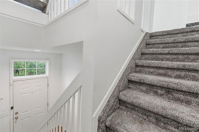 1548 Maryland Club Drive, Royal Oak, MI 48067