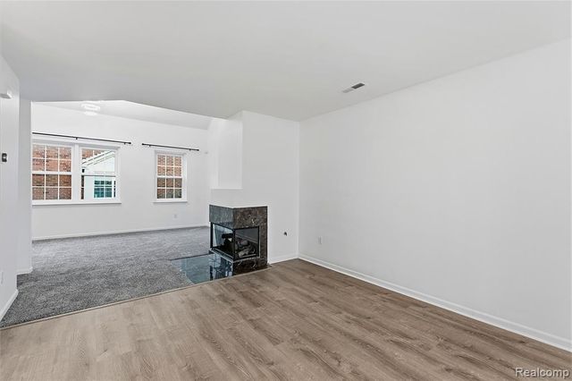 1548 Maryland Club Drive, Royal Oak, MI 48067