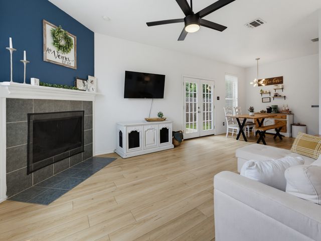 600 Stirling Road, Rhome, TX 76078