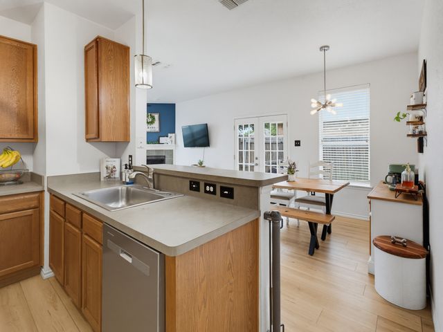 600 Stirling Road, Rhome, TX 76078