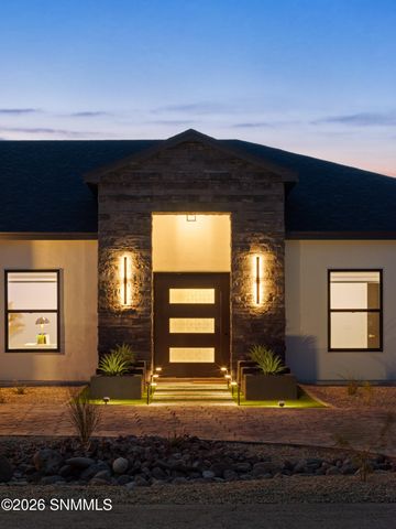 4233 Colt Road, Las Cruces, NM 88011