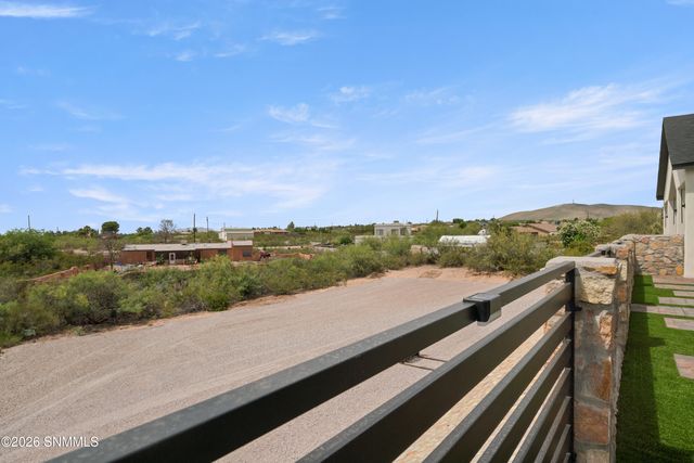 4233 Colt Road, Las Cruces, NM 88011