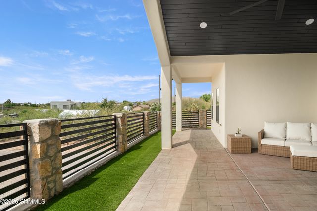 4233 Colt Road, Las Cruces, NM 88011