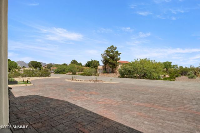 4233 Colt Road, Las Cruces, NM 88011