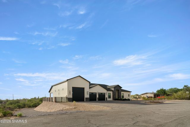 4233 Colt Road, Las Cruces, NM 88011