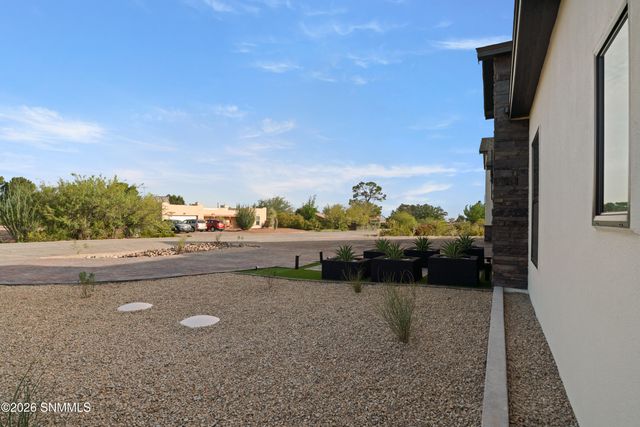 4233 Colt Road, Las Cruces, NM 88011