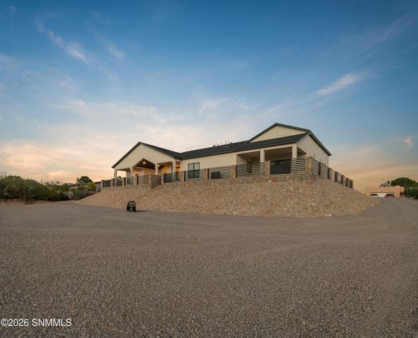 4233 Colt Road, Las Cruces, NM 88011